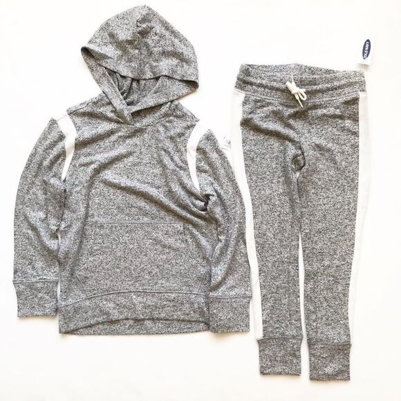 Old Navy NWT plush hoodie/jogger set XS(5T)/S(6Y) - Picture 1 of 8